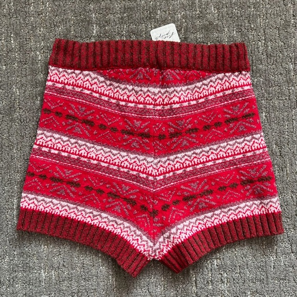NWT Free People Holly Fairisle Shorts Red Knit Micro Mini Shorts Small - Picture 4 of 6